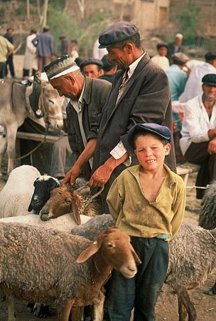 Sunday Bazaar, Kashgar, Xinjiang Province, China