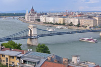 Széchenyi Chain Bridge, Danube River, Budapest, Hungary