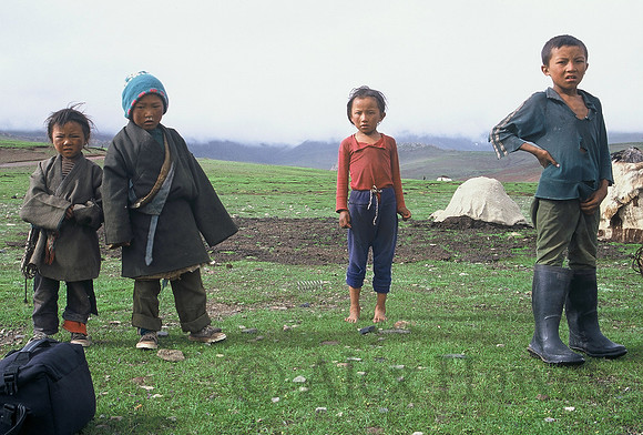 Nomadic family, near  Namtso Lake, Tibet